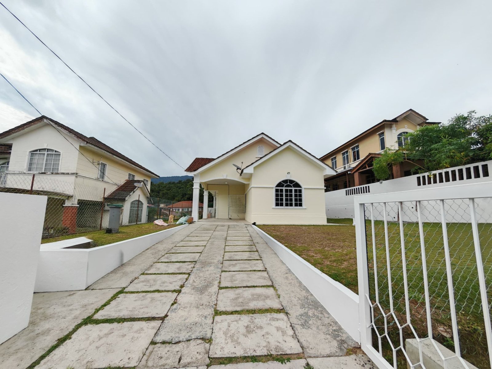 TAMAN LAVENDER HEIGHTS