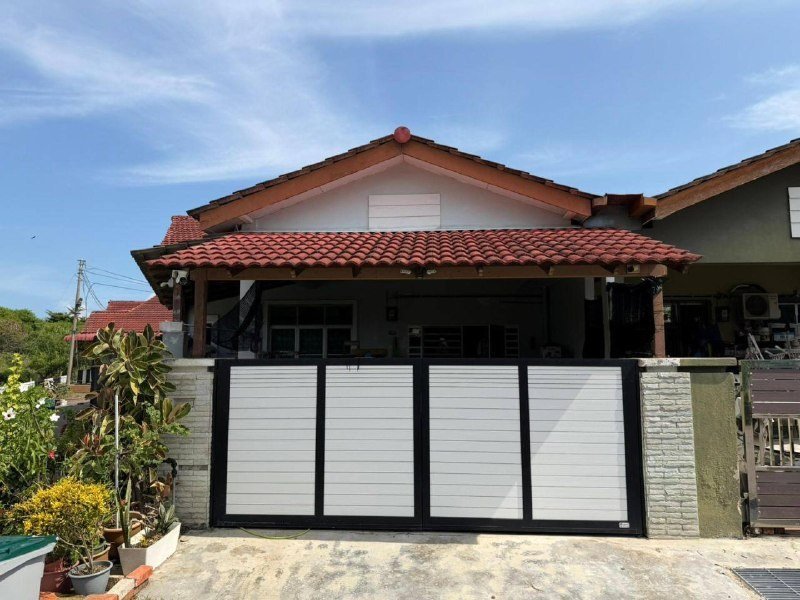 END LOT Teres Setingkat Fully Renovated, Taman Harta Pertama, Bukit Baru