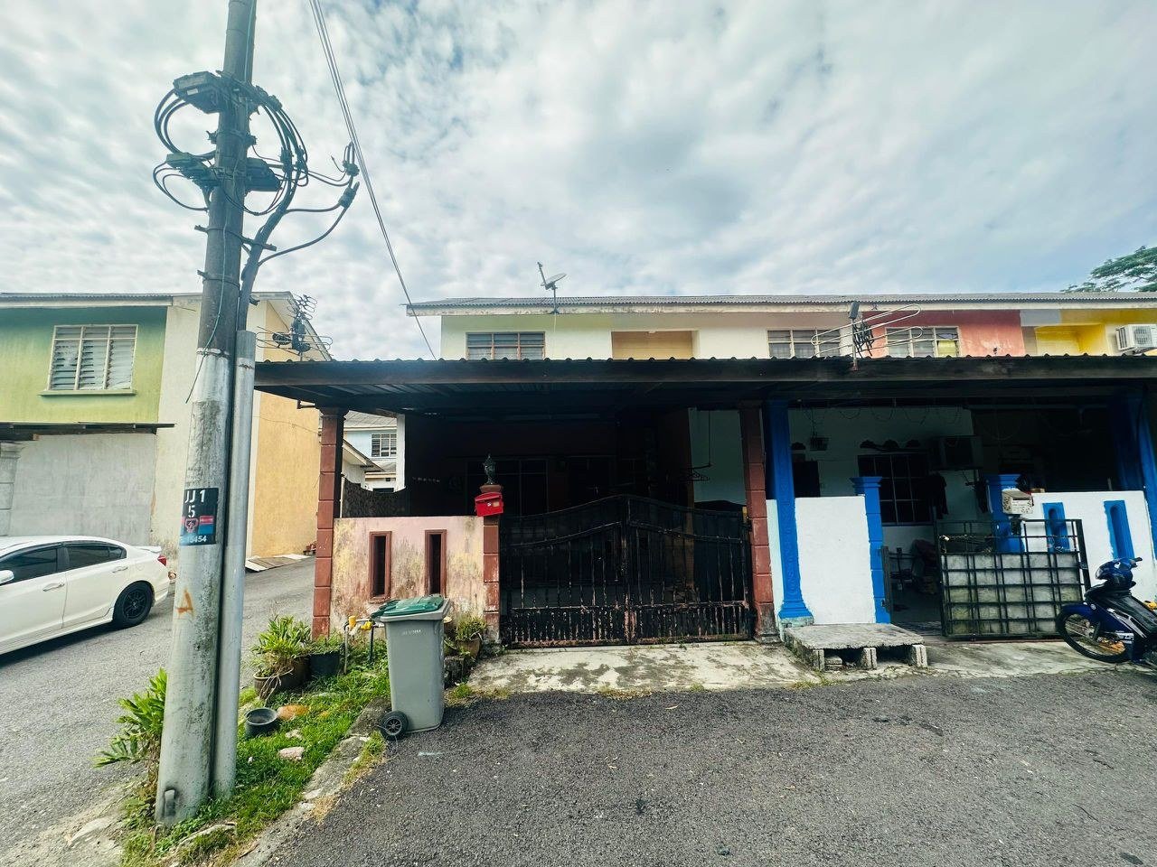 SP35 - RUMAH TERES 2 TINGKAT DI TAMAN DESA PAYA MENGKUANG GELANG PATAH JOHOR.