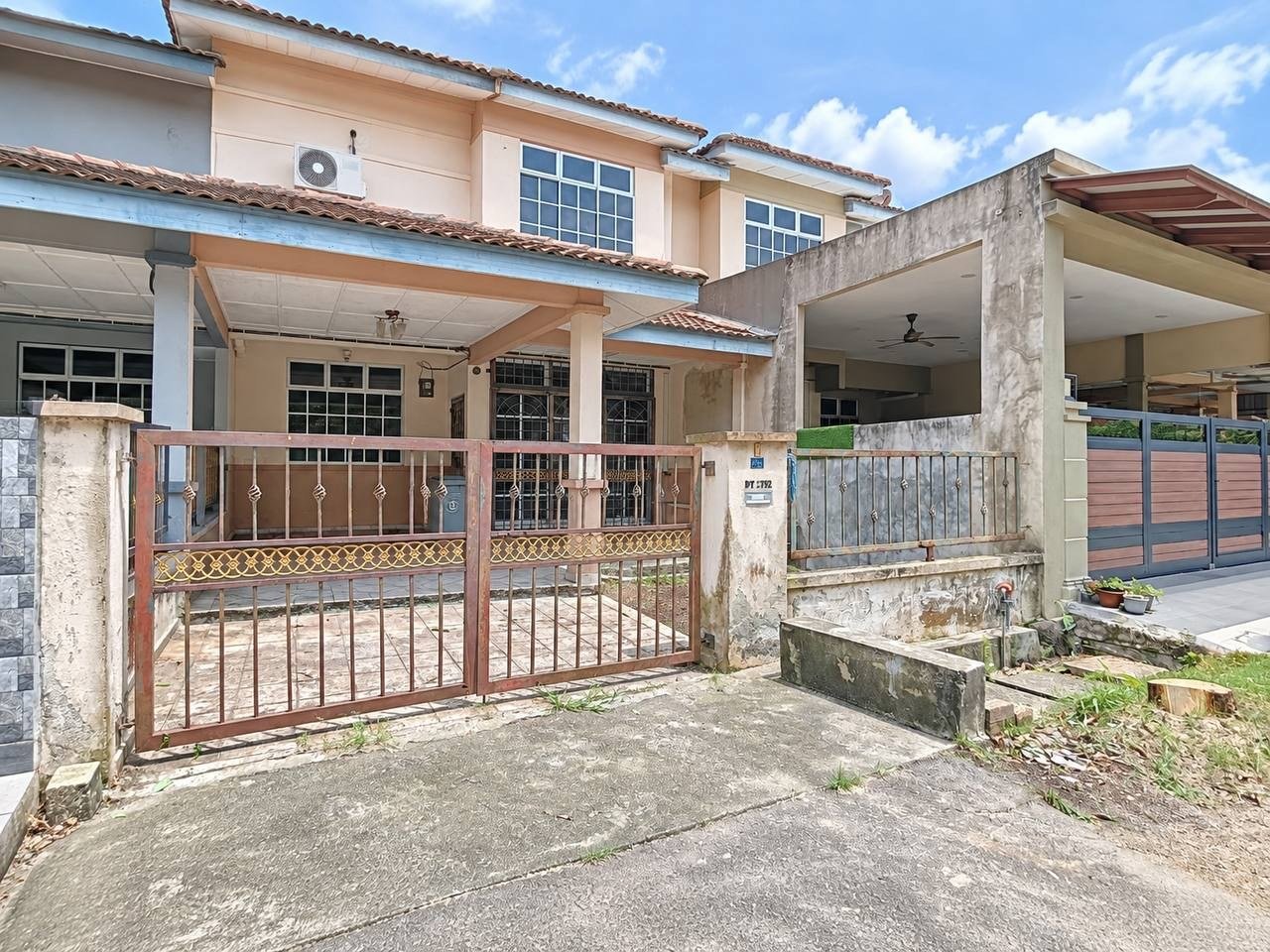 FACING OPEN | Rumah Teres 2 Tingkat Type Super A Taman Angkasa Nuri