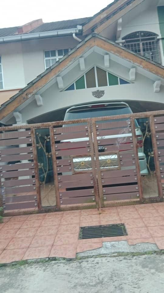 SP03 - RUMAH TERES 2 TINGKAT - TAMAN BUKIT DAHLIA PASIR GUDANG.