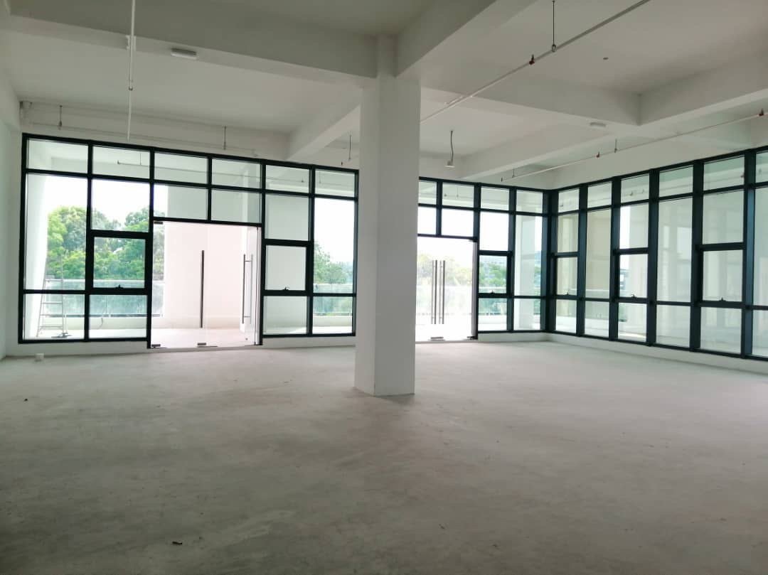 Corner Lot Shaftsbury Putrajaya Suitable Food & Beverage