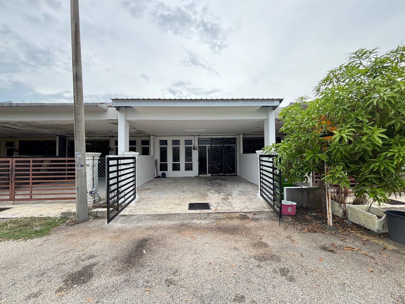 [FACING OPEN] RUMAH TERES SETINGKAT KEMPADANG PERDANA, KUANTAN