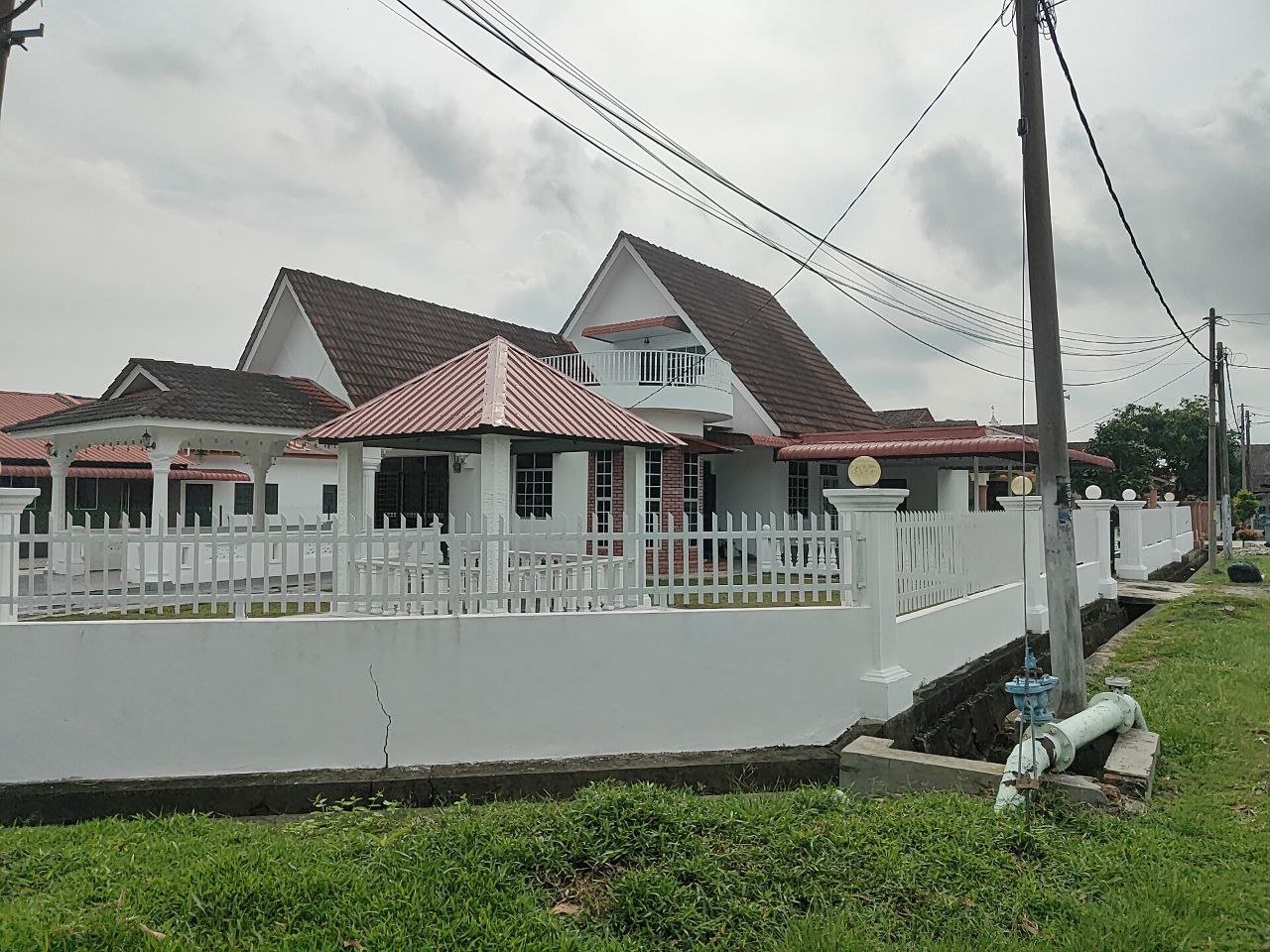 SP94 - BANGLO SETINGKAT SETENGAH - TAMAN TANJUNG HARMONI, TANJUNG AGAS, MUAR.