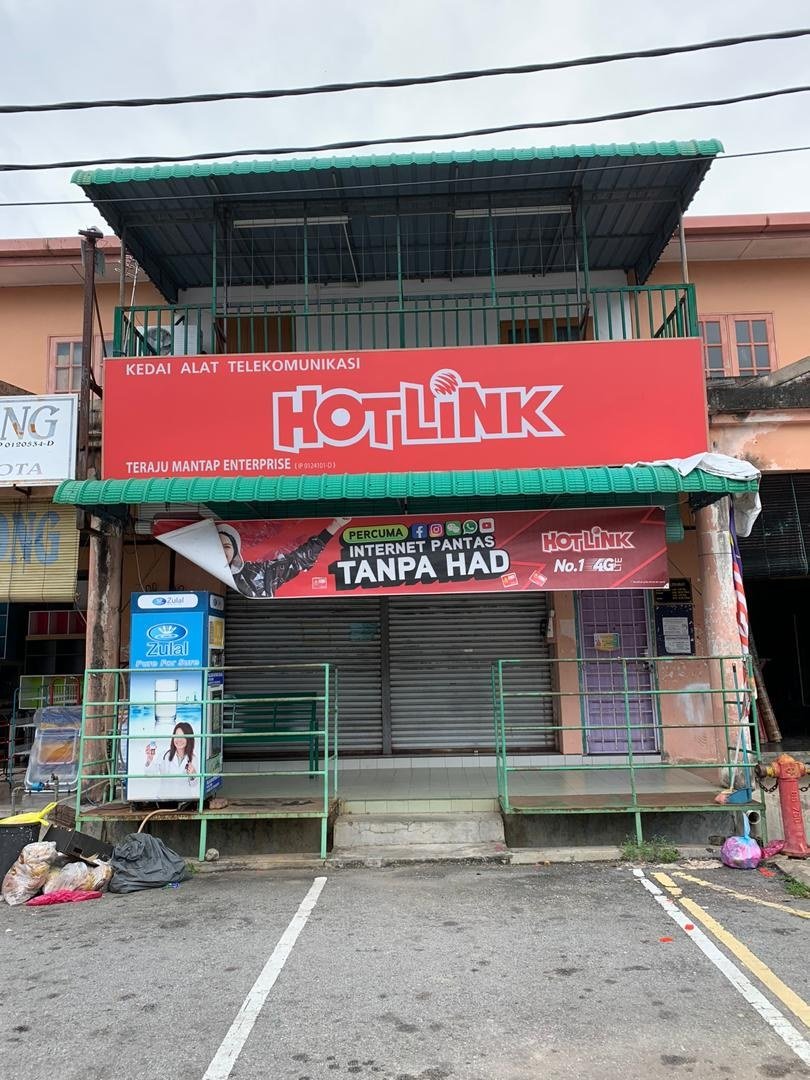 Kedai  2 Tingkat  Sekali Perniagaan Bota Kanan